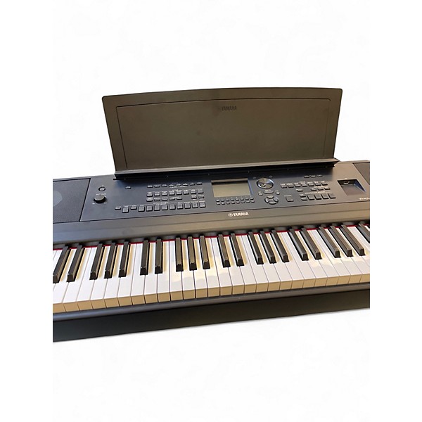 Used Yamaha DGX670 Digital Piano
