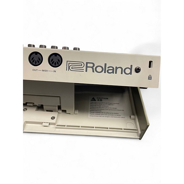 Used Roland Boutique Series TR-09 Rhythm Performer Drum Machine