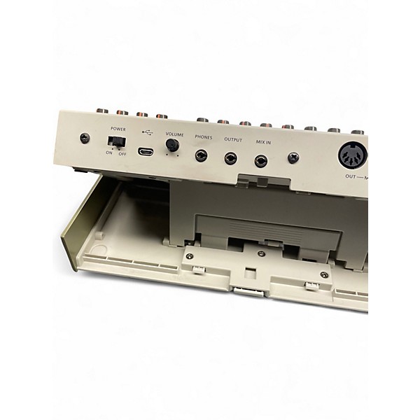 Used Roland Boutique Series TR-09 Rhythm Performer Drum Machine