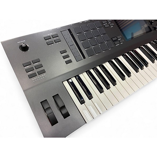 Used Akai Professional MPC Key 61 Keyboard Workstation