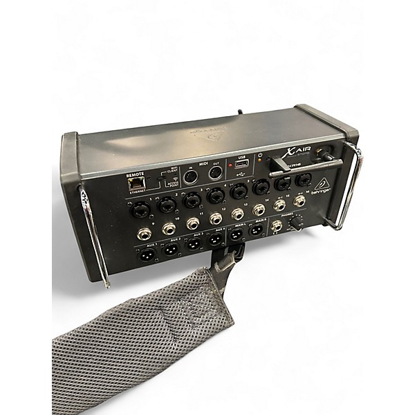 Used Behringer X Air XR16 w/bag Digital Mixer