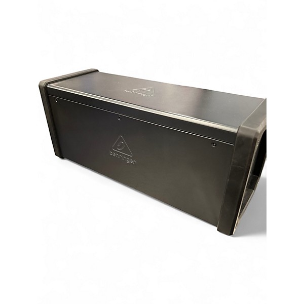 Used Behringer X Air XR16 w/bag Digital Mixer