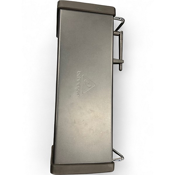 Used Behringer X Air XR16 w/bag Digital Mixer