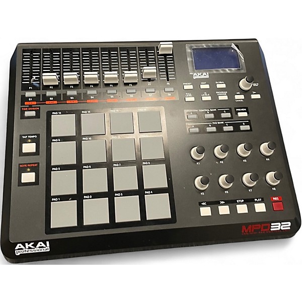 Used Akai Professional MPD32 MIDI Controller