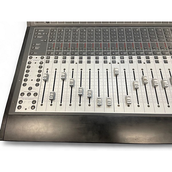 Used Focusrite Control 24 MC124