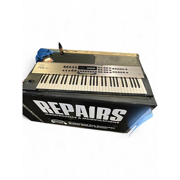 Used Roland RS-5 Portable Keyboard