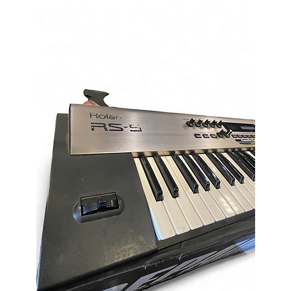 Used Roland RS-5 Portable Keyboard