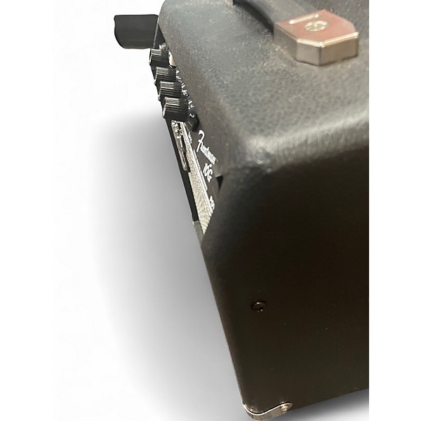 Used Fender Rumble 15 15W 1X8 Bass Combo Amp