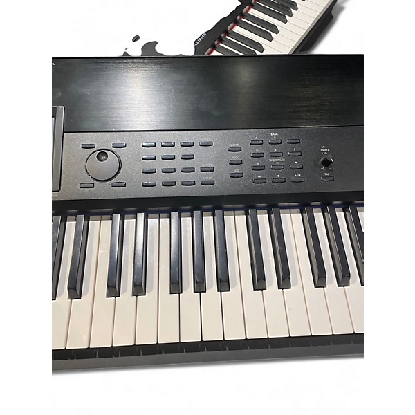 Used KORG Krome 88 Key Keyboard Workstation
