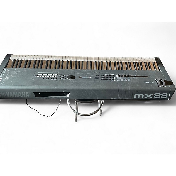 Used Yamaha MX88 Synthesizer