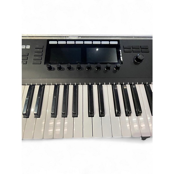 Used Native Instruments Komplete Kontrol S49 MK2 MIDI Controller