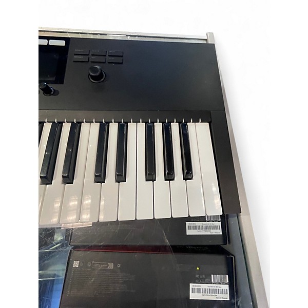Used Native Instruments Komplete Kontrol S49 MK2 MIDI Controller