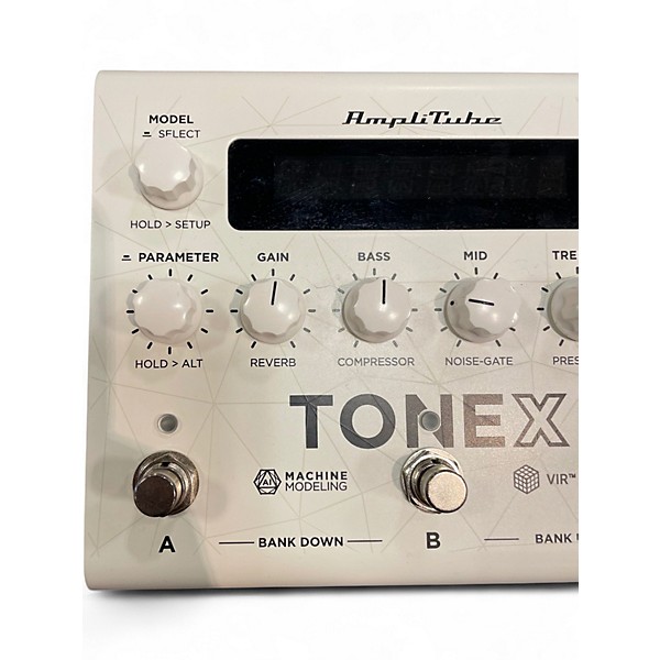 Used IK Multimedia Amplitube ToneX  Effect Processor