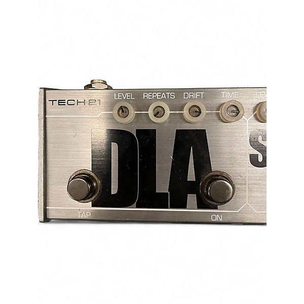 Used Tech 21 Fly Rig 5 SansAmp Effect Processor