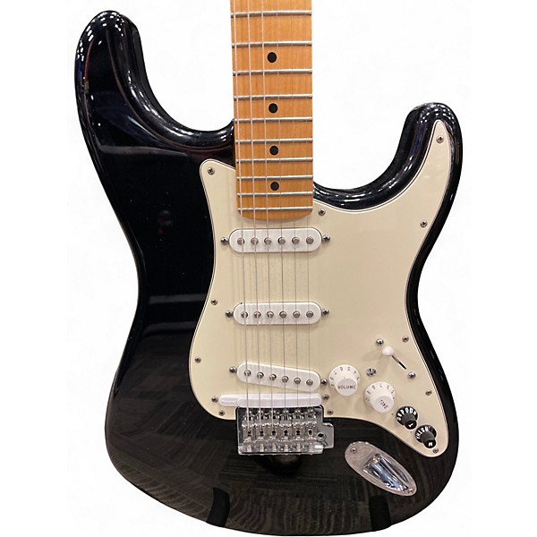 Used 2007 Fender Standard Roland Stratocaster BLACK Solid Body Electric Guitar