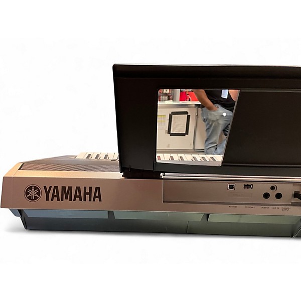 Used Yamaha PSRE443 Portable Keyboard