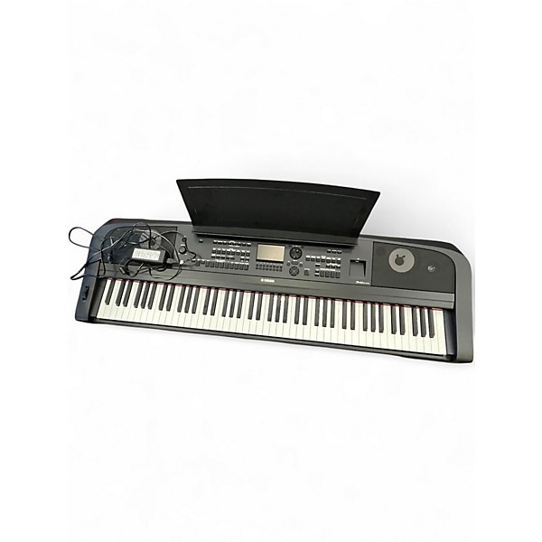 Used Yamaha DGX-670 Stage Piano