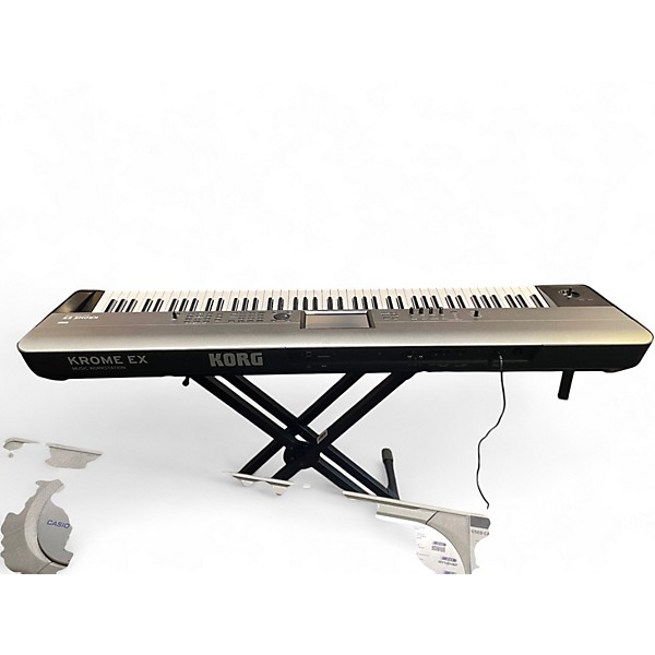 Used KORG Krome 88 Key Keyboard Workstation