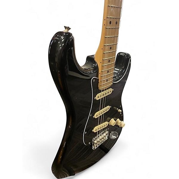 Used Fender SPECIAL EDITION PLAYER STRATOCASTER Black Solid Body Electric Guitar