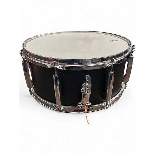 Used Pearl 14X6.5 Modern Utility Maple Snare Black Drum