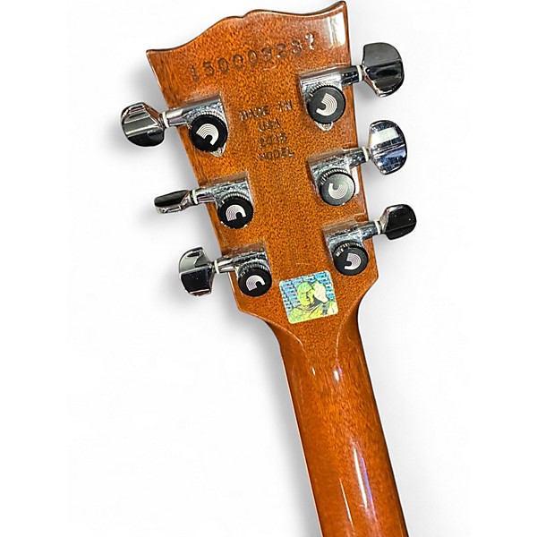 Used 2015 Gibson Les Paul Classic 2015 Vintage Sunburst Solid Body Electric Guitar