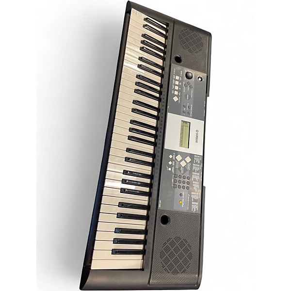 Used Yamaha YPT-230 Digital Piano