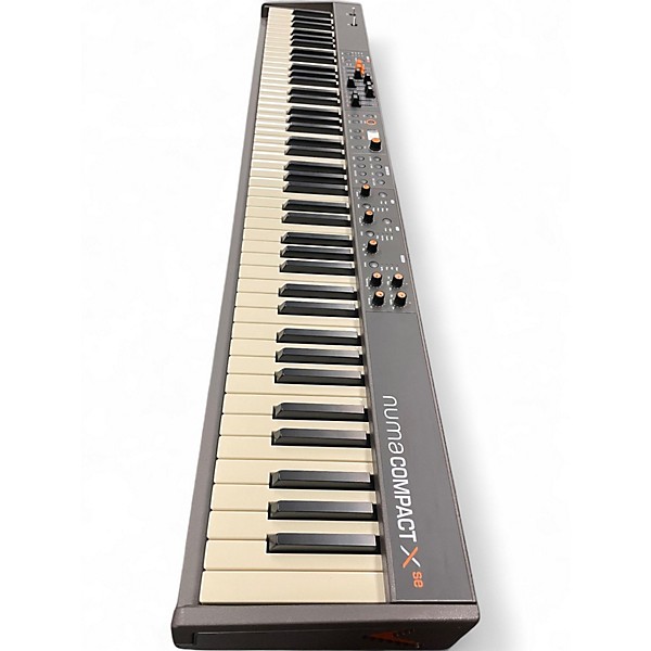 Used Studiologic Numa Compact XSE Keyboard Workstation