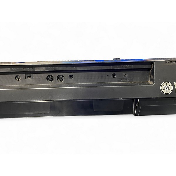 Used Yamaha PSR550 Portable Keyboard