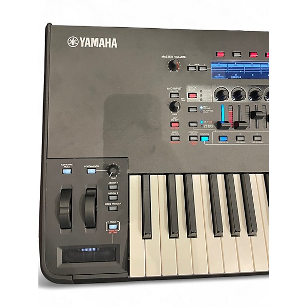 Used Yamaha Montage M8x Keyboard Workstation
