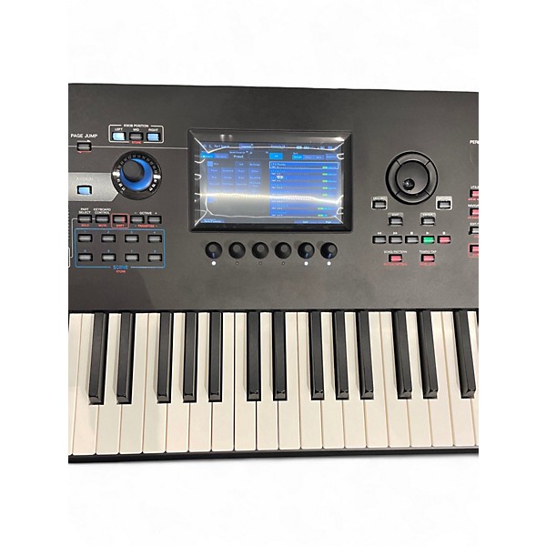 Used Yamaha Montage M8x Keyboard Workstation