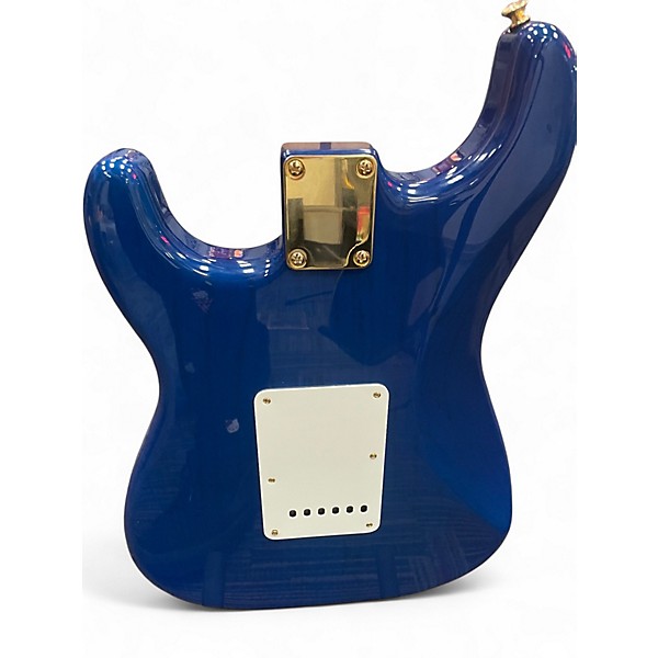 Used Fender Deluxe Stratocaster Blue Solid Body Electric Guitar
