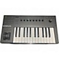 Used Native Instruments Komplete Kontrol A25 MIDI Controller thumbnail