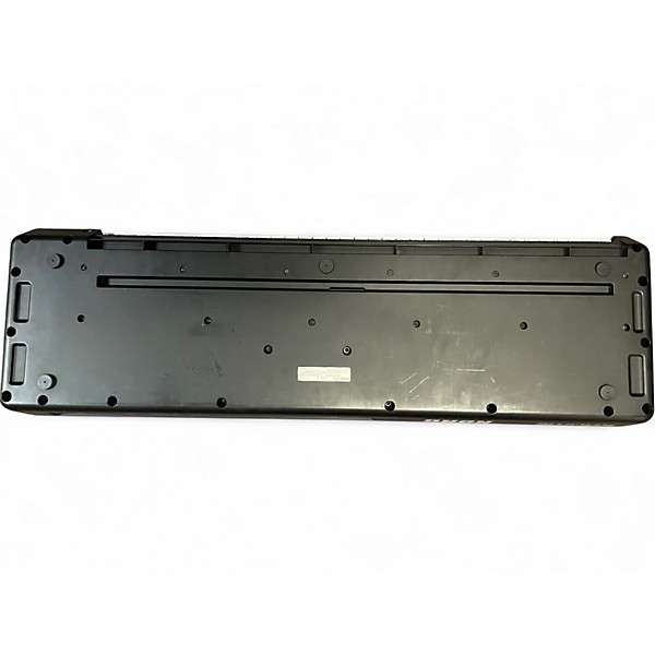 Used KORG Krome 61 Key Keyboard Workstation