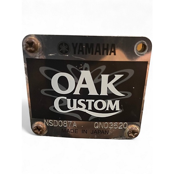 Used Yamaha 14X6.5 Oak Custom Snare Silver Sparkle Drum