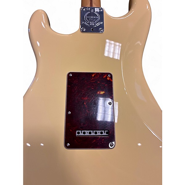 Used Fender 60th Anniversary Stratocaster Antique White Solid Body Electric Guitar