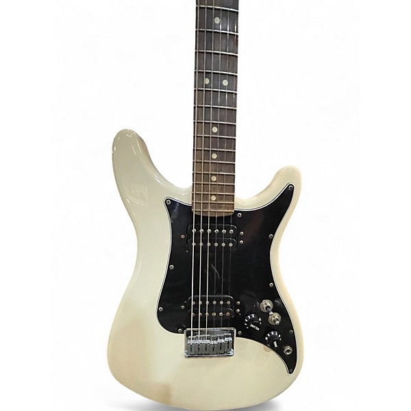 Used Fender Player Lead III Alpine White Solid Body Electric Guitar