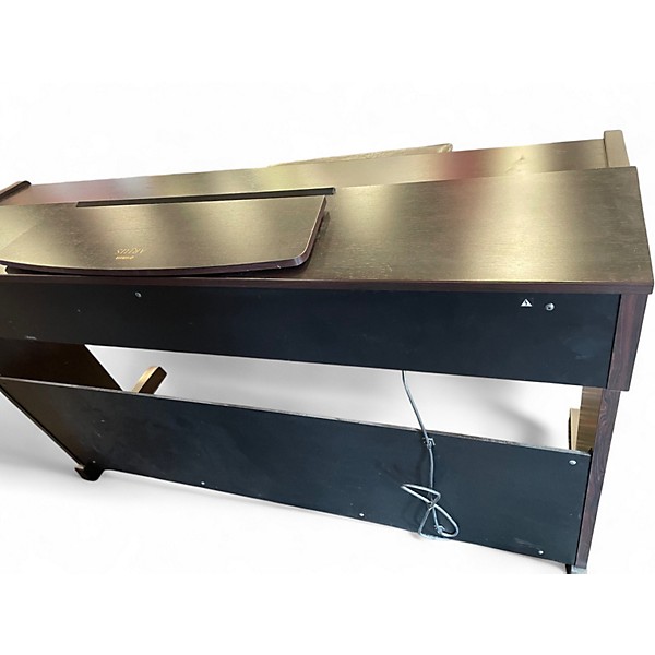 Used Yamaha  Arius YDP-161 Keyboard Workstation