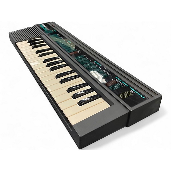 Used Yamaha PSS-130 PORTASOUND Portable Keyboard