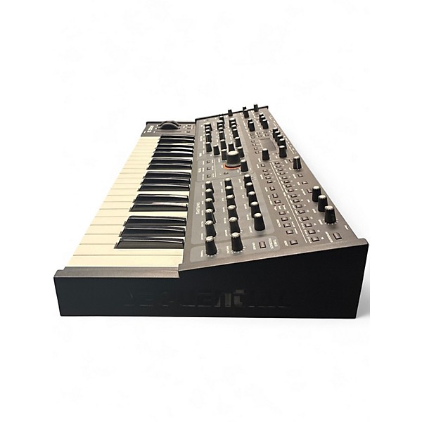 Used Sequential Pro 3 37-Key Multi-Filter Hybrid Synthesizer Synthesizer