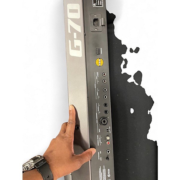Used Roland G70 Arranger Keyboard
