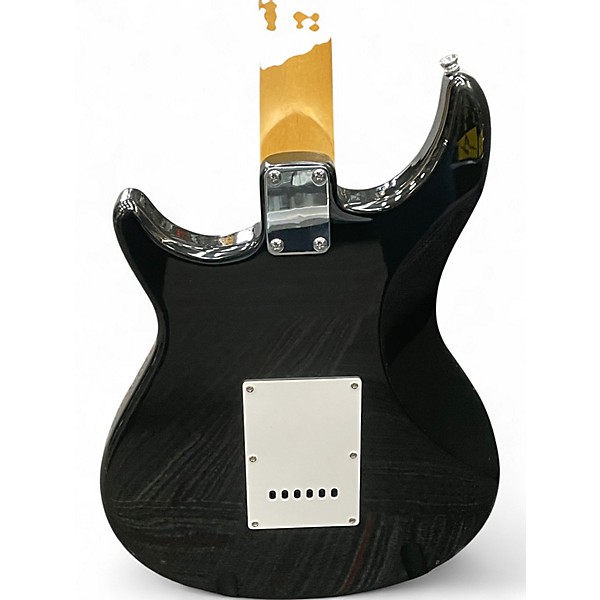 Used Behringer S Style Black Solid Body Electric Guitar