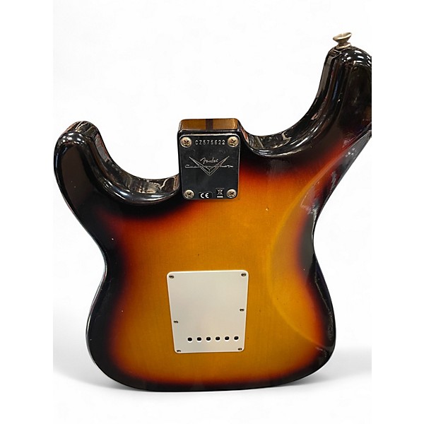 Used Fender Custom Shop 63' Journeyman Stratocaster 3 Tone Sunburst Solid Body Electric Guitar