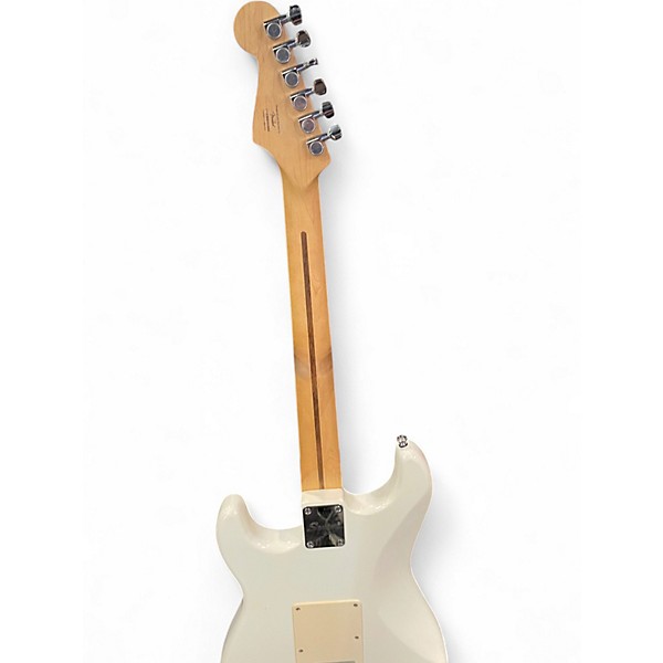 Used Squier Affinity Stratocaster Alpine White Solid Body Electric Guitar