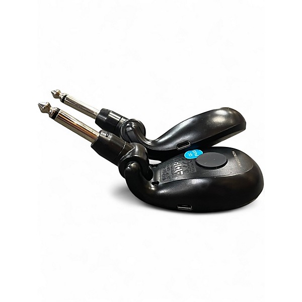 Used Xvive U2 WIRELESS GUITAR SYSTEM Instrument Wireless System