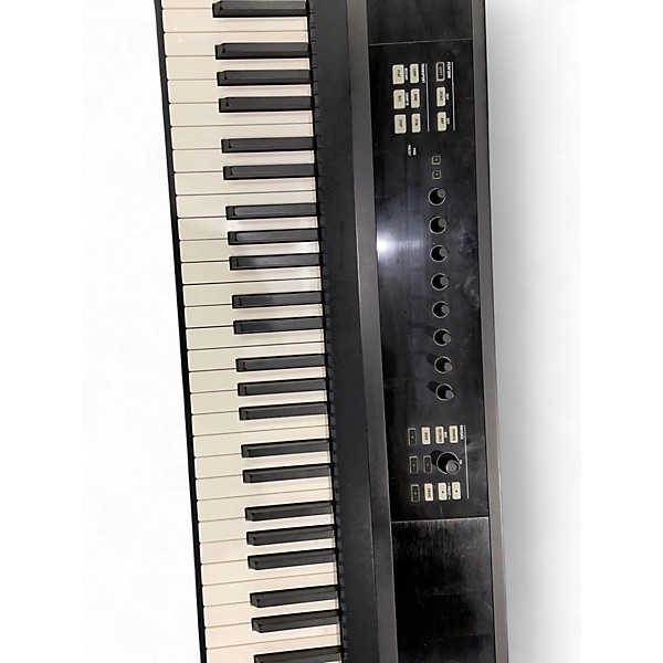 Used Native Instruments Komplete Kontrol S88 MIDI Controller