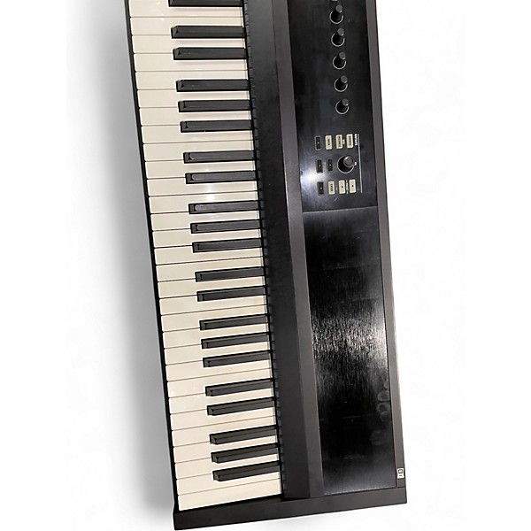 Used Native Instruments Komplete Kontrol S88 MIDI Controller