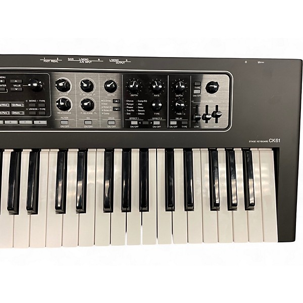 Used Yamaha CK61 Keyboard Workstation