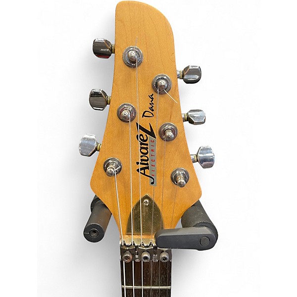 Used Alvarez dana scoop la Antique Ivory Solid Body Electric Guitar