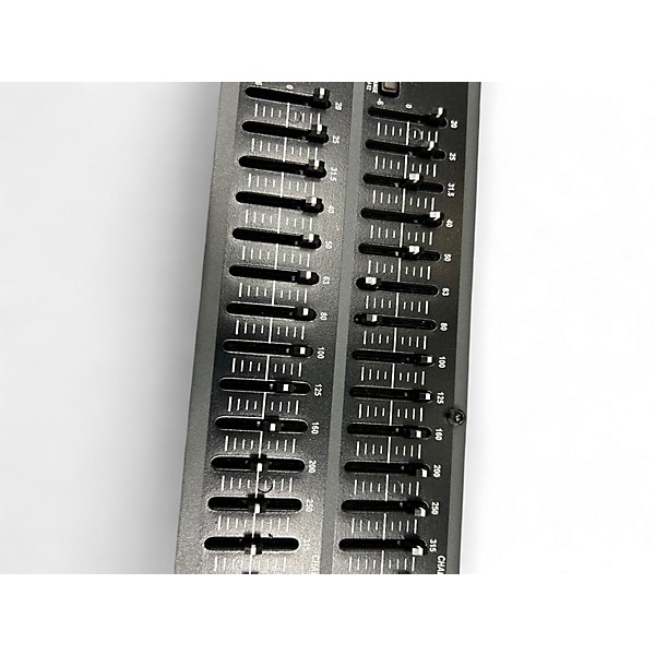 Used dbx 231 Dual 31-Band Graphic Equalizer