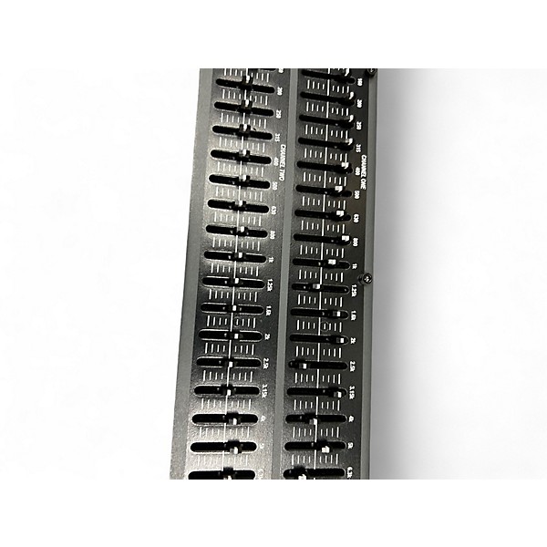 Used dbx 231 Dual 31-Band Graphic Equalizer